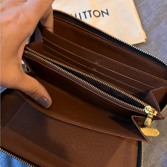 Louis Vuitton zippy wallet organizer - Picture 8 of 11